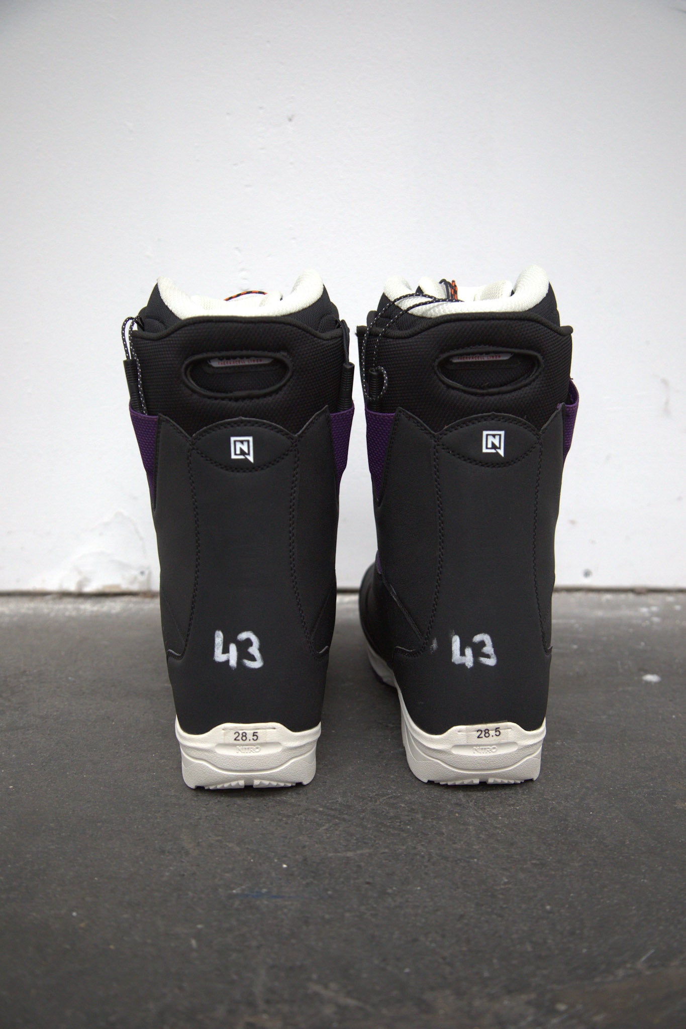 Nitro Scala TLS 2025 Snowboard Boots | 43