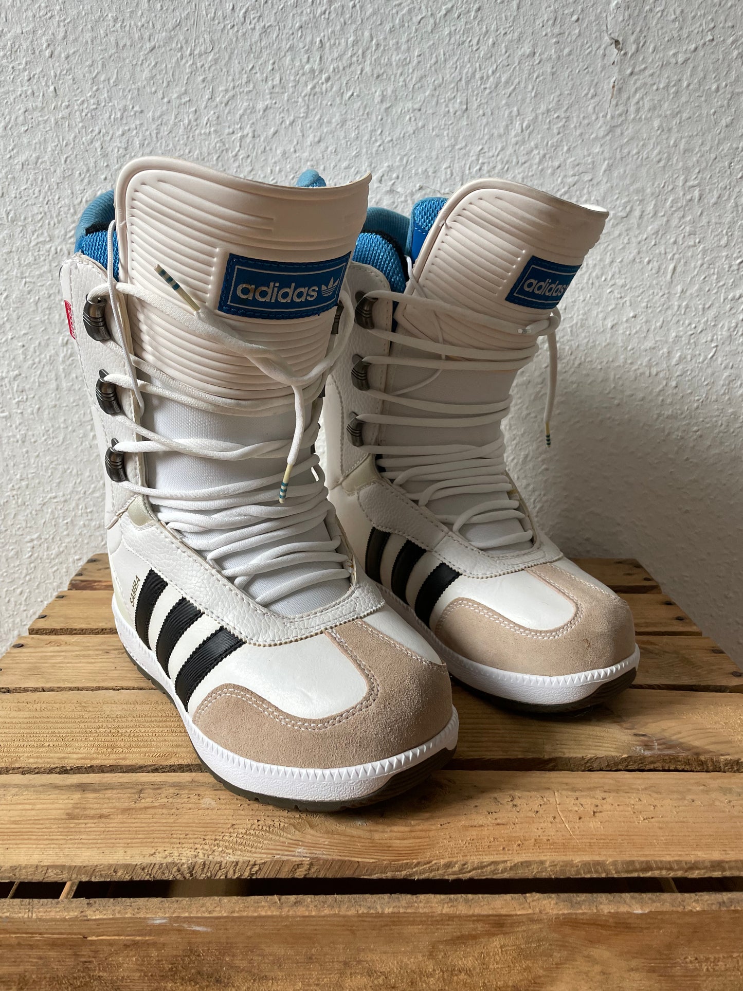 adidas Snowboarding Samba 2017 Snowboard Boots | 41.5