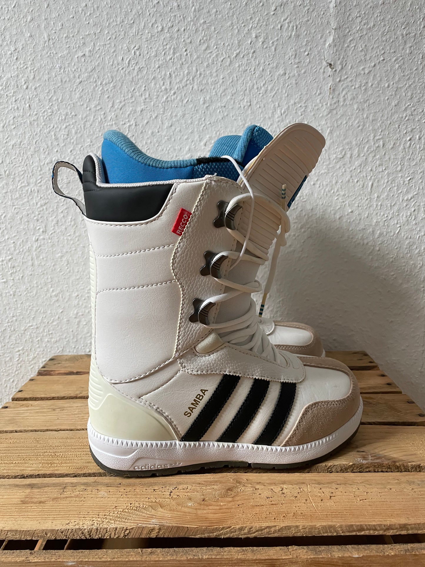 adidas Snowboarding Samba 2017 Snowboard Boots | 41.5