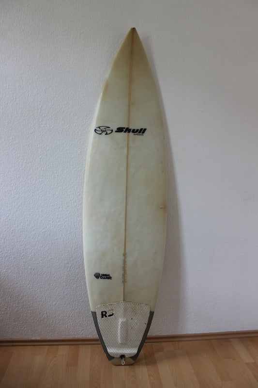 Skull Surfboards High Twist rafael simones 6'1 Shortboard