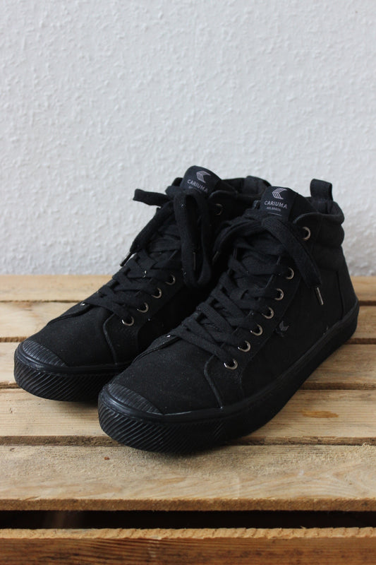 Cariuma OCA High All Black Canvas Skateshoes | 43.5